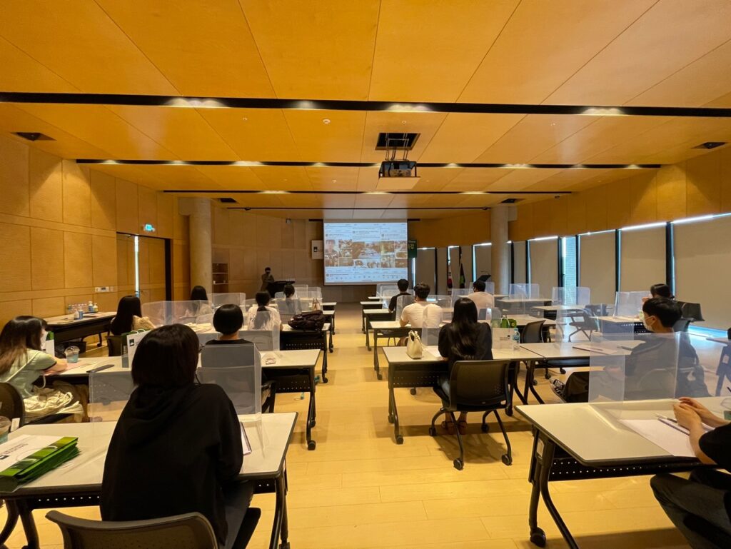 자소서첨삭대필 컨설팅 서비스 소개 1 KakaoTalk 20241119 134852763 02 자기소개서첨삭 자소서첨삭대필 컨설팅 서비스 소개